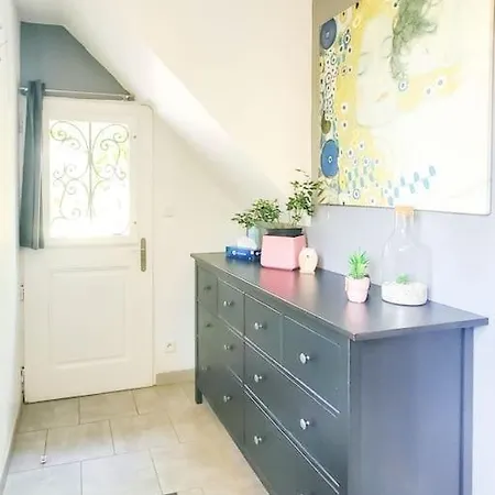 Maisonnette Avec Exterieur Avec Parking *